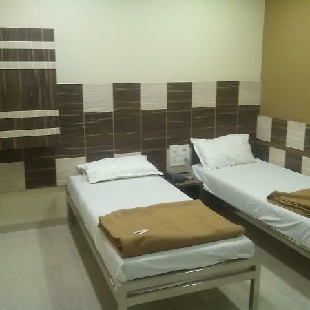 Hotel Crystal Surat Exterior photo